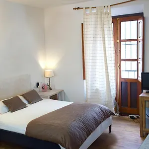 https://apartamento-completo-reformado-en-arco-de-elvira-centro.es-andalucia.com