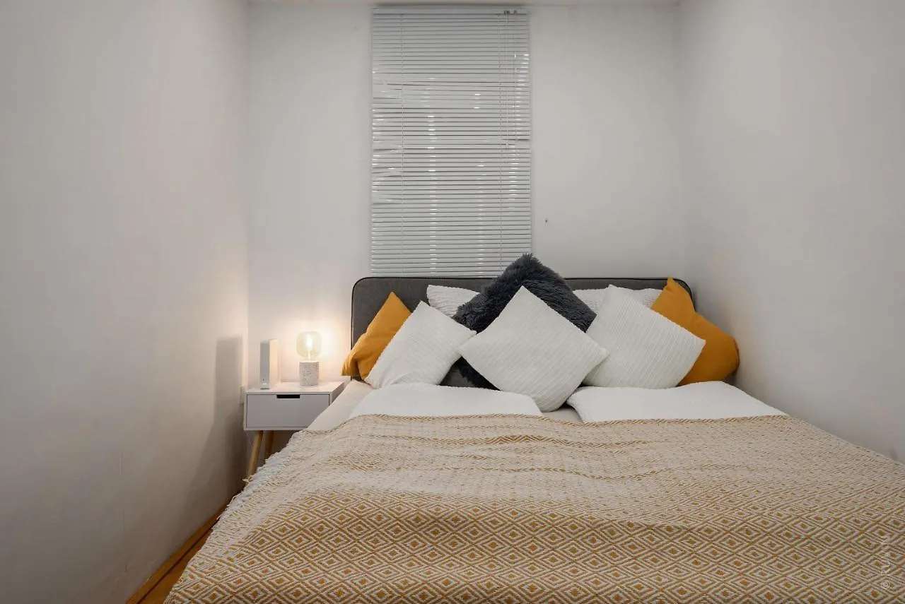 Designer Apartments Near Schoenbrunn Vienne