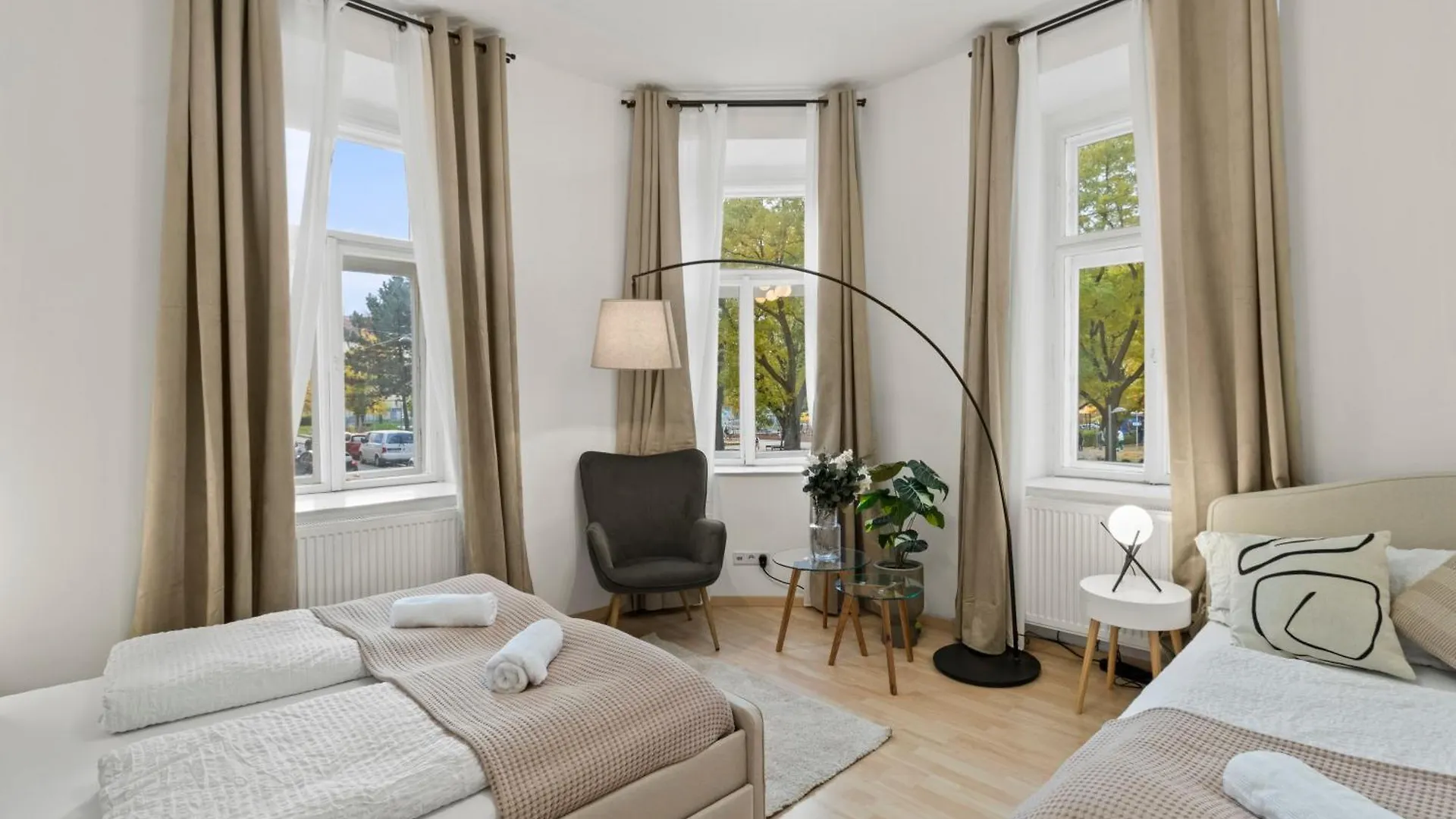 Designer Apartments Near Schoenbrunn Vienne
